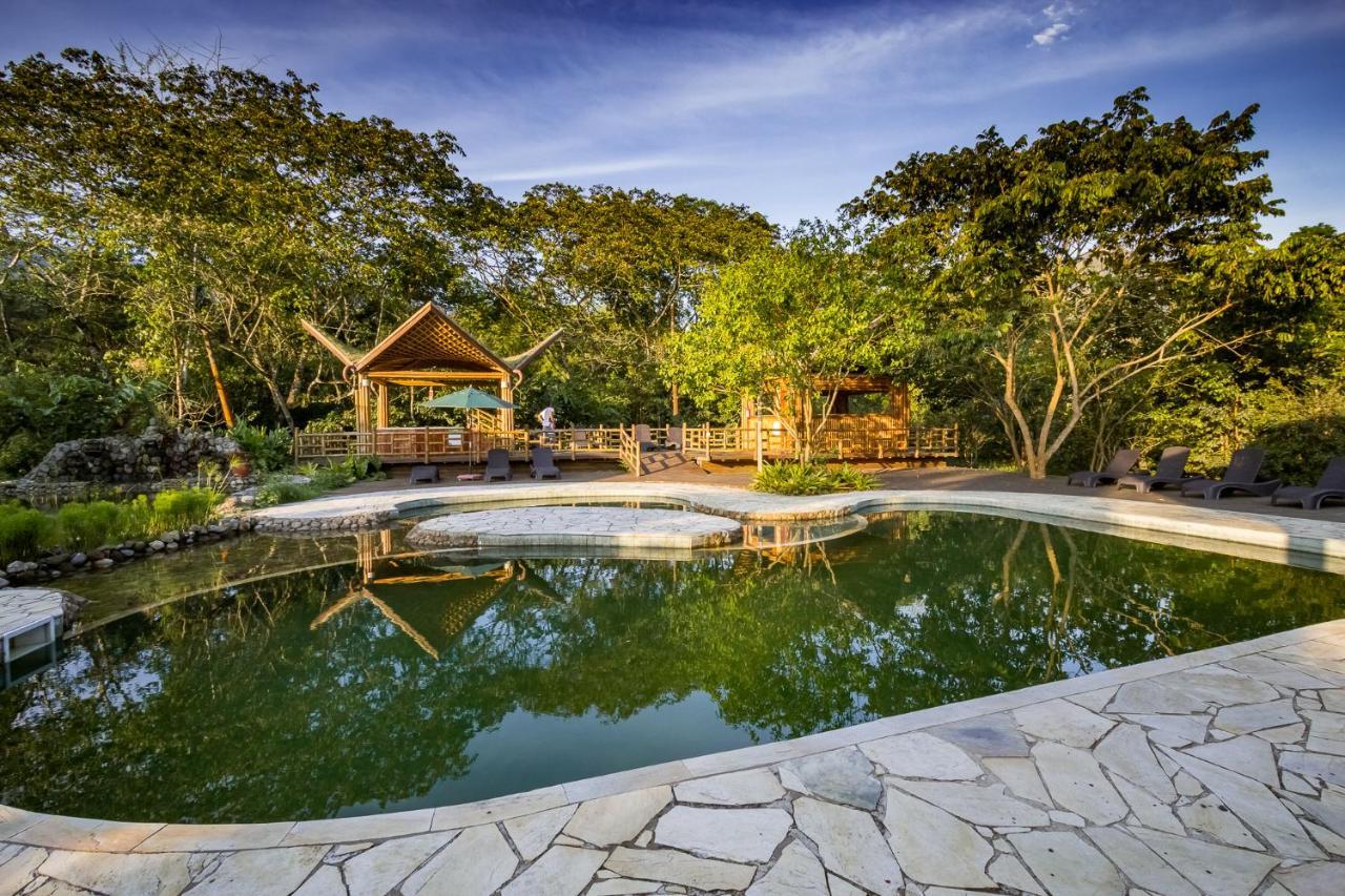 Banana Bamboo Ecolodge Ubatumirim Exterior photo
