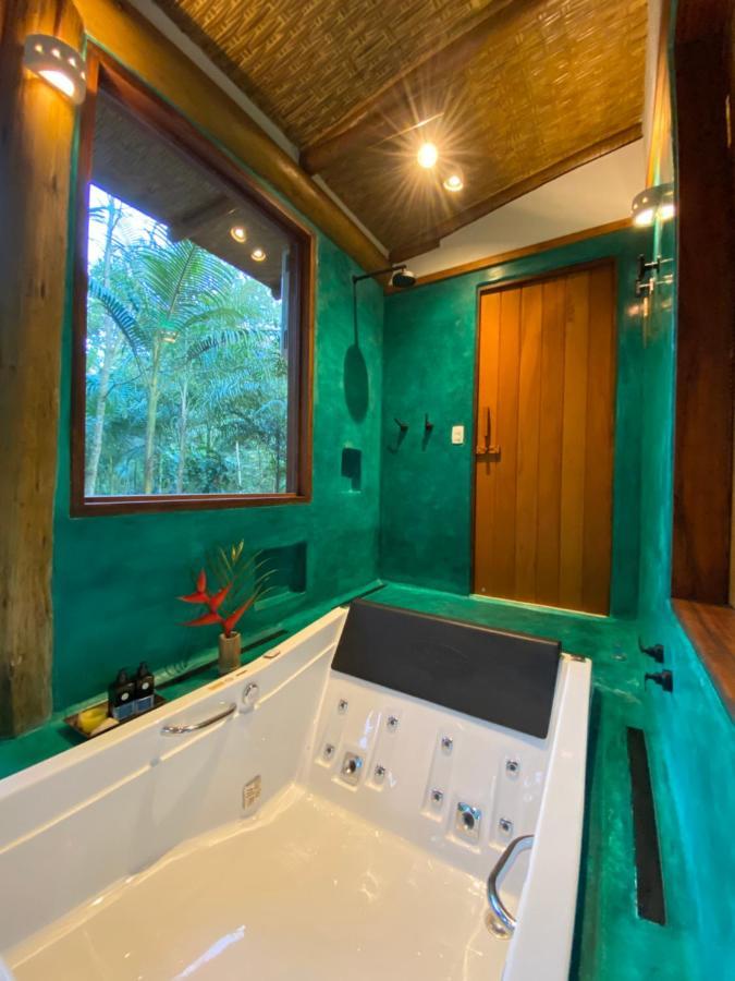 Banana Bamboo Ecolodge Ubatumirim Exterior photo