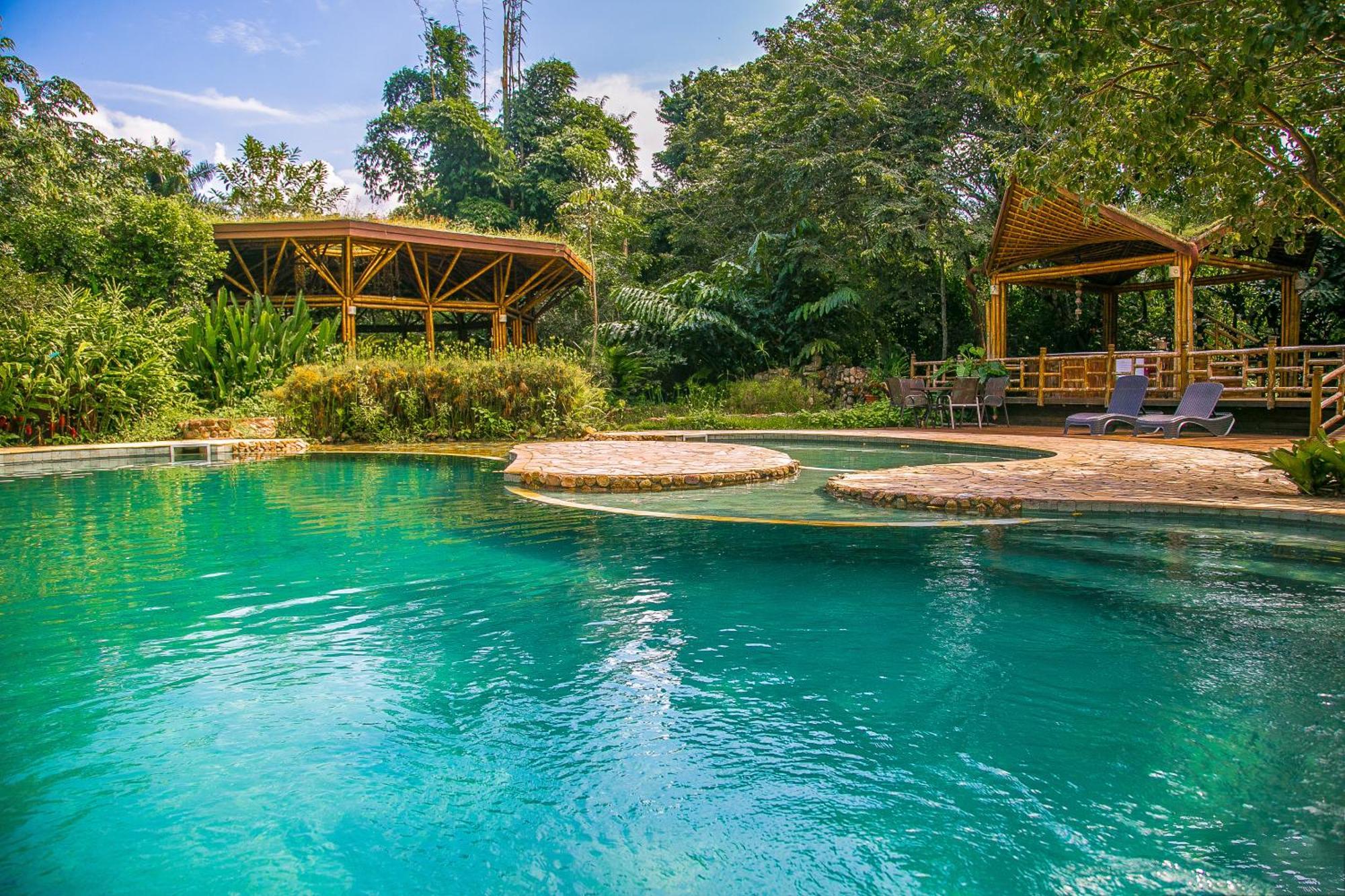 Banana Bamboo Ecolodge Ubatumirim Exterior photo